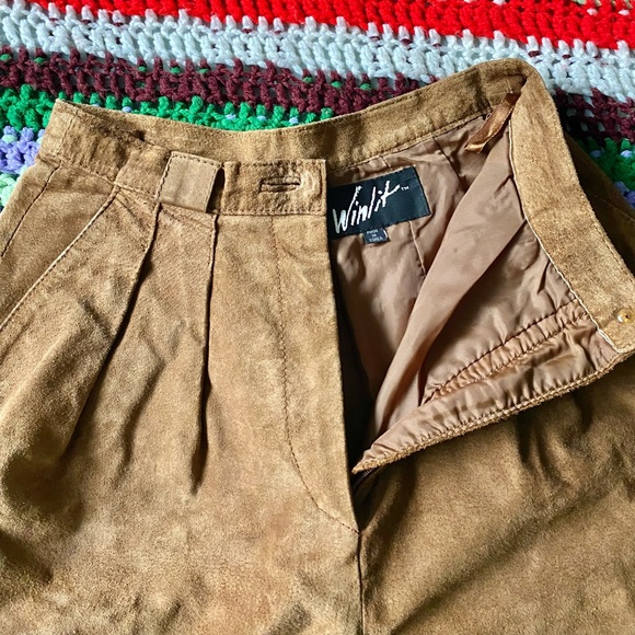 Vintage Suede Brown Camel Leather Classic High Rise Shorts Fall Winter Neutral - Picture 3 of 9